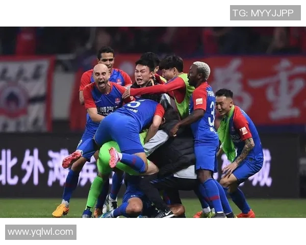 上港与泰达激战正酣谁将赢得这场中超焦点之战